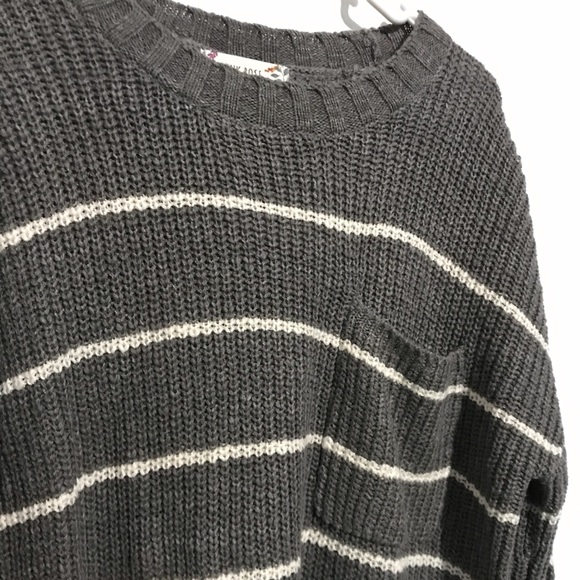 Light Sweater - Picture 2 of 3